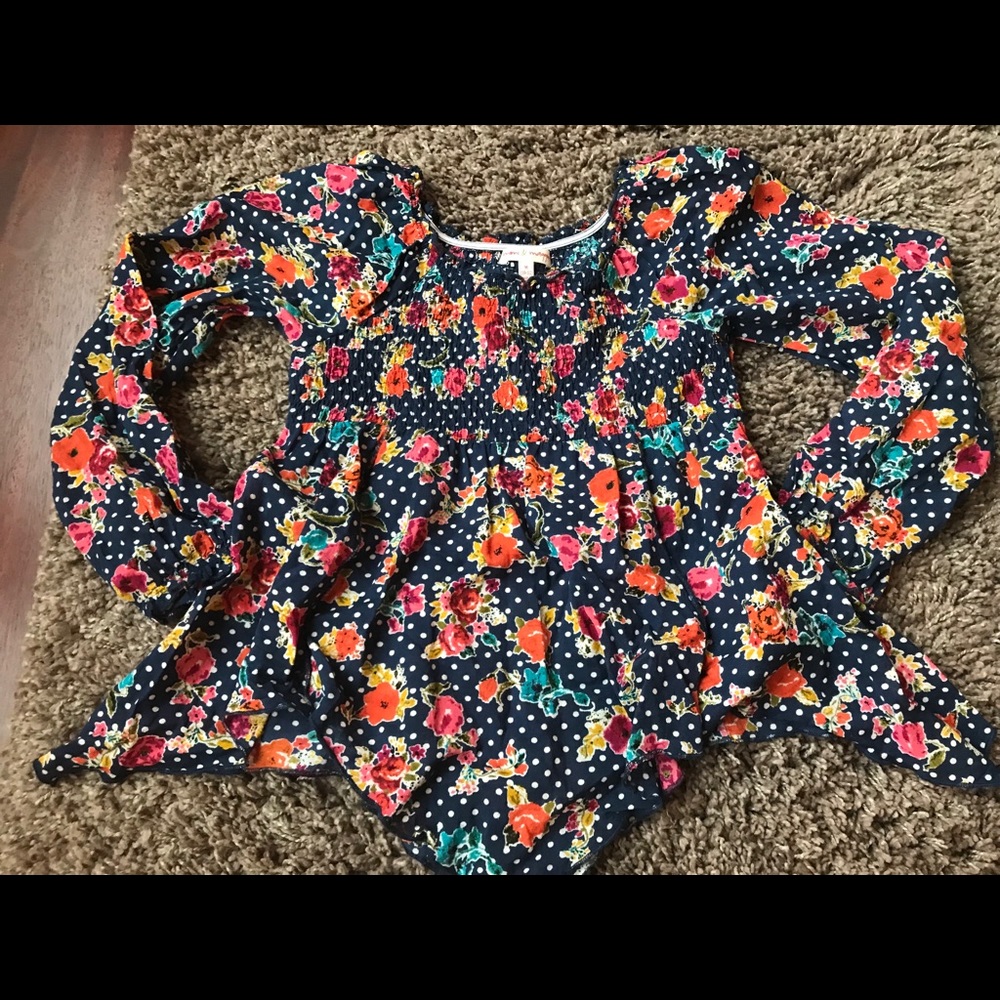 Girls Asymmetrical hem blouse, Sz M, 10, 12